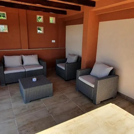 Lkl, Heated Private Pool, Secluded And With A Great View *