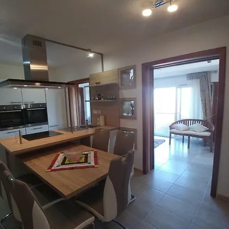 Lkl, Heated Private Pool, Secluded And With A Great View Villa