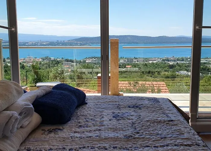 Lkl, Heated Private Pool, Secluded And With A Great View