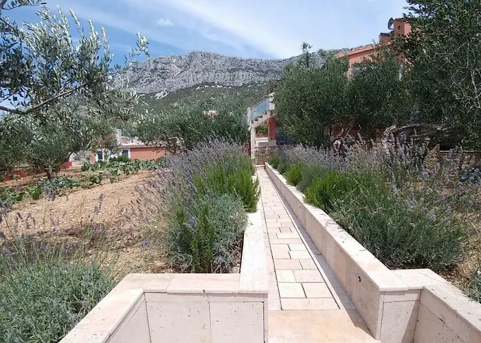 Lkl, Heated Private Pool, Secluded And With A Great View